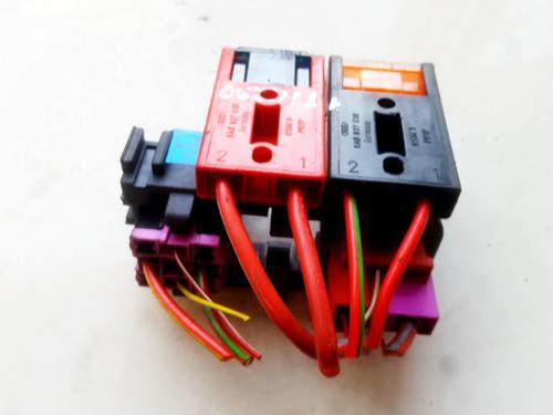 Fuse box AUDI A6 C5 (4B2, 4B4) 2.5 TDI | BP33526330E1 - Image 2