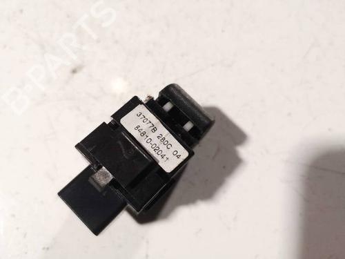 Switch TOYOTA COROLLA (_E12_) 2.0 D-4D (CDE120R, CDE120L_) | BP34987137I30 - Image 3