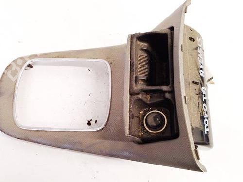Posacenere Posacenere PEUGEOT 407 (6D_) 1.6 HDi 110 (6D9HZC, 6D9HYC) (109 hp) 34762858 34762858