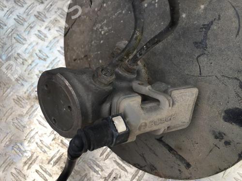 brake-master-cylinder-ford-focus-i-daw-dbw-1998-1999-2000-2001-2002-2003-2004-2005-2006-2007-2008-2009-35660778 main image