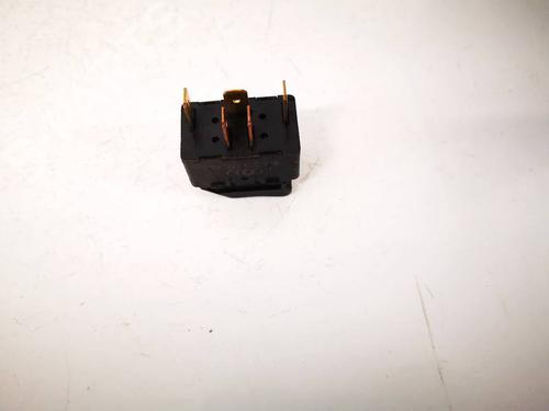 Switch AUDI A6 C5 (4B2, 4B4) 2.5 TDI | BP33751684I30 - Image 2