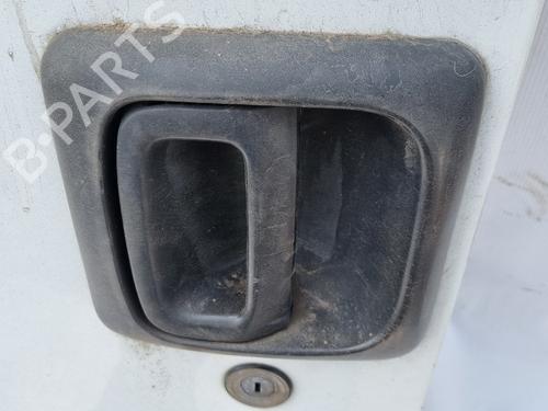Used Front left exterior door handle Front left exterior door handle PEUGEOT BOXER Bus (244, Z_) 2.8 HDi (128 hp) 35531747 35531747