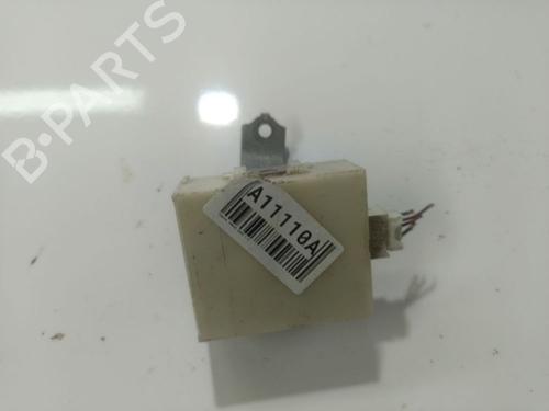 Used Electronic module Electronic module TOYOTA YARIS (_P1_) 1.3 (SCP12_, SCP13_, SCP12R, SCP13R) (87 hp) 32535858 32535858