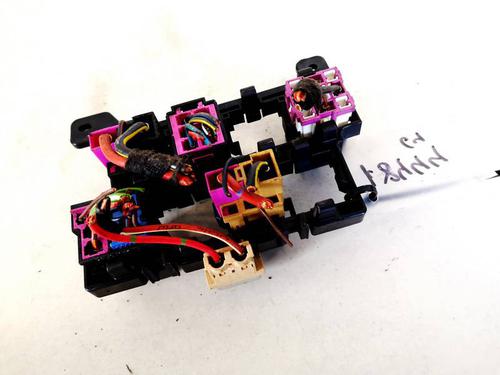 Fuse box VW TRANSPORTER T5 Van (7HA, 7HH, 7EA, 7EH) 2.0 TDI | BP32917528E1 - Image 2