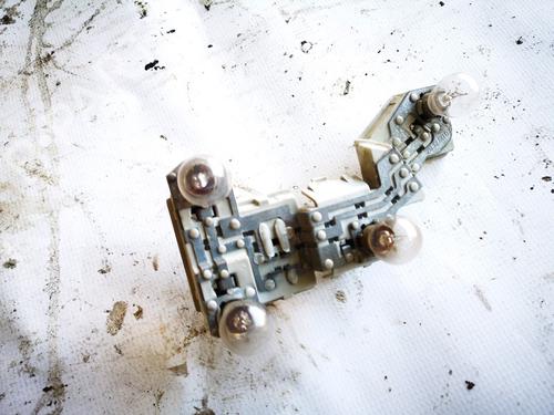lamp-holder-volvo-v50-545-2003-2004-2005-2006-2007-2008-2009-2010-2011-2012-35528364 main image