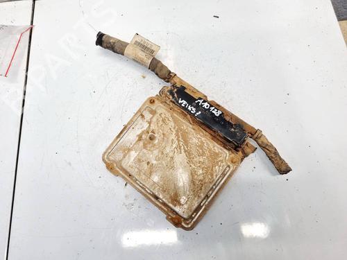 Used Engine control unit (ECU) Engine control unit (ECU) AUDI Q3 (8UB, 8UG) 2.0 TDI (140 hp) 32582829 32582829