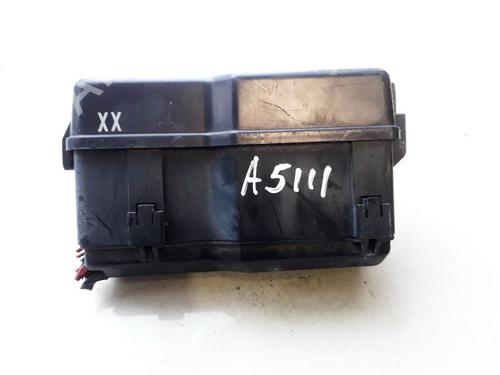 Used Fuse box Fuse box TOYOTA COROLLA Verso (_E12_) 1.8 VVT-i (ZZE122_, ZZE122R) (135 hp) 33530432 33530432