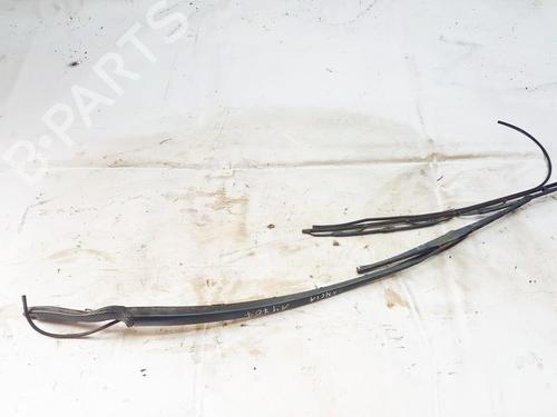 Used Front windshield wiper arm Front windshield wiper arm LANCIA PHEDRA (179_) 2.0 JTD (179.AXE1A) (107 hp) 33523529 33523529