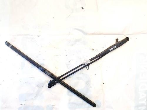 Used Front windshield wiper arm Front windshield wiper arm TOYOTA AYGO (_B1_) 1.0 (KGB10_, KGB10R) (68 hp) 32938148 32938148