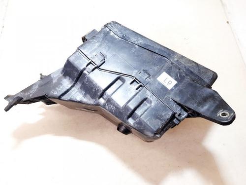 fuse-box-toyota-rav-4-iii-_a3_-2005-2006-2007-2008-2009-2010-2011-2012-2013-2014-33065109 main image