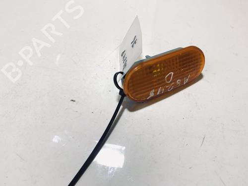 Used Right side indicator Right side indicator VW PASSAT B5 Variant (3B5) 1.6 (101 hp) 35601410 35601410