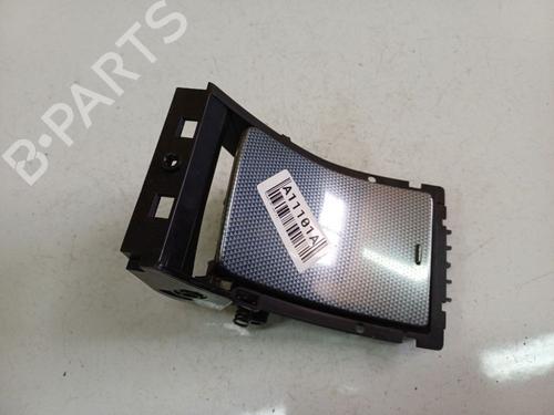Used Cup/Object holder Cup/Object holder PEUGEOT 407 (6D_) 2.0 HDi 135 (6DRHRH, 6DRHRE, 6DRHRG, 6DRHRJ) (136 hp) 34816238 34816238