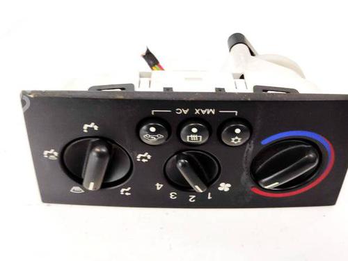 Used Climate control Climate control 35307354 35307354