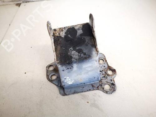 Used Front bumper bracket Front bumper bracket 35284622 35284622