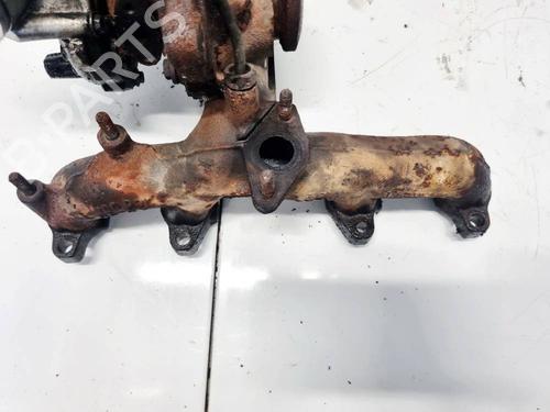 Used Exhaust manifold Exhaust manifold 35208782 35208782