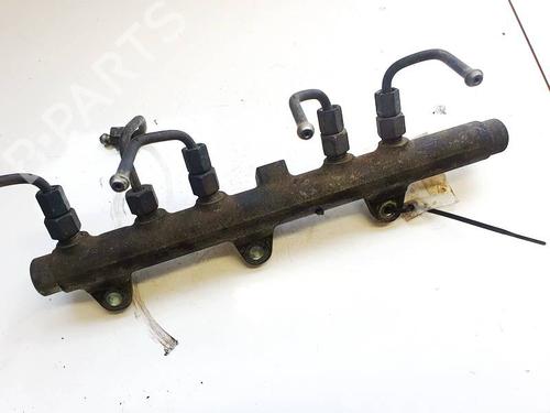 Used Injection rail Injection rail 35320952 35320952