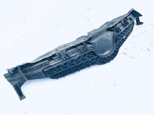 Grill Grill TOYOTA AURIS (_E15_) 2.0 D-4D (ADE150_, ADE150R) (126 hp) 35561732 35561732