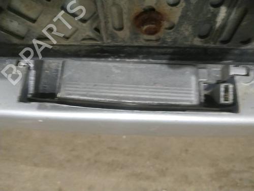 licence-plate-light-toyota-yaris-_p1_-1999-2000-2001-2002-2003-2004-2005-36830449 main image
