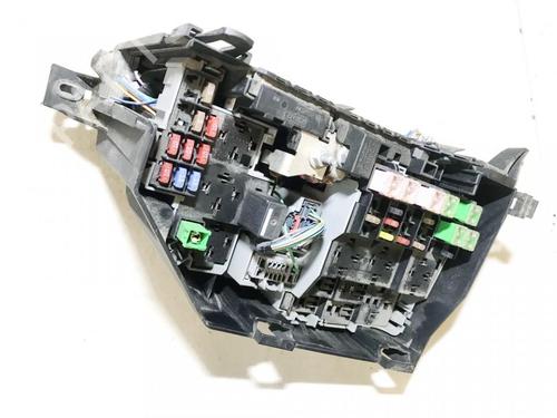 Used Fuse box Fuse box FORD GALAXY II (WA6) 1.8 TDCi (125 hp) 33520778 33520778
