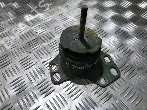 Used Engine mount Engine mount FIAT PUNTO (176_) 60 1.2 (176AP, 176AR, 176AQ, 176BB) (60 hp) 33490553 33490553