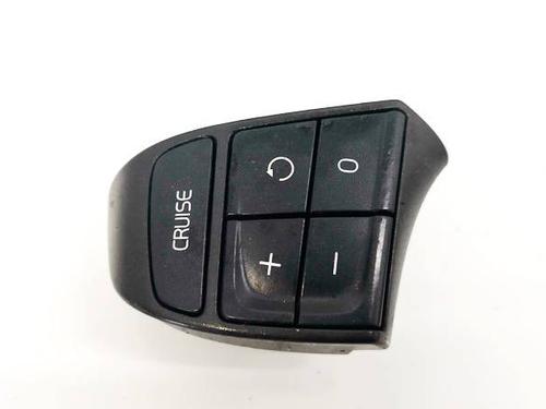 Used Steering wheel controls Steering wheel controls VOLVO C30 (533) 1.6 D (109 hp) 34835850 34835850