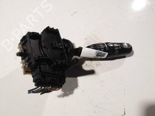 Used Warning switch Warning switch TOYOTA COROLLA (_E12_) 2.0 D-4D (CDE120R, CDE120L_) (110 hp) 35021285 35021285