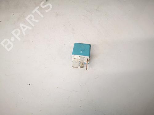 other-toyota-corolla-saloon-_e12_-2000-2001-2002-2003-2004-2005-2006-2007-2008-32908014 main image