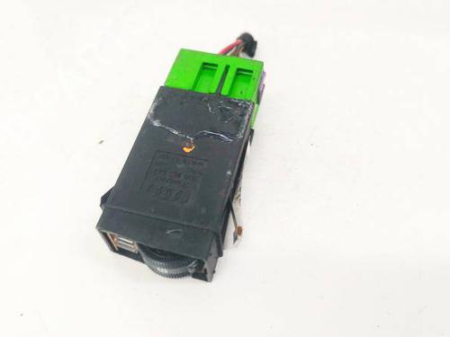 Used Switch Switch AUDI A4 B5 (8D2) 2.4 (165 hp) 35048051 35048051