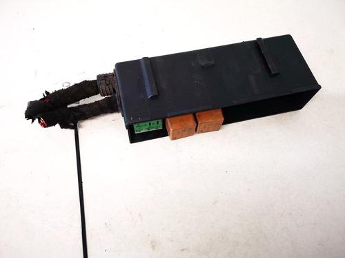 Used Fuse box Fuse box OPEL VECTRA B Estate (J96) 2.0 DTI 16V (F35) (101 hp) 33081687 33081687