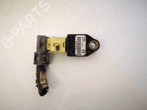 Used Electronic module Electronic module TOYOTA COROLLA Verso (ZER_, ZZE12_, R1_) 2.0 D-4D (CUR10_, CUR10R) (116 hp) 33098018 33098018
