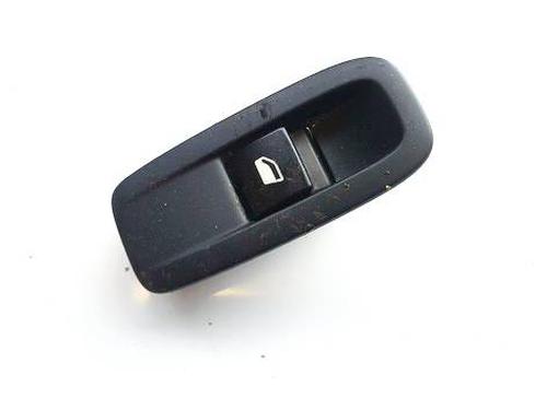 switch-citroen-c4-picasso-ii-2013-32575259 main image