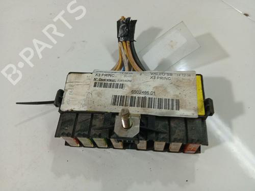 Fuse box CITROËN C5 II (RC_) 2.0 HDi (RCRHRH) | BP39734526E1 - Image 2
