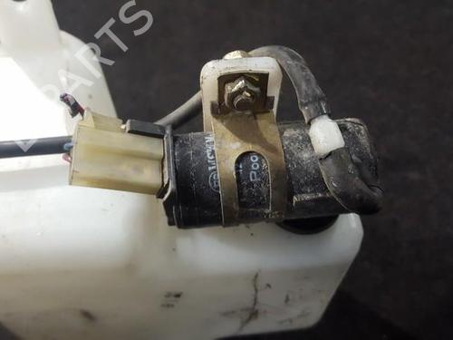 Used Washer pump Washer pump 38572440 38572440