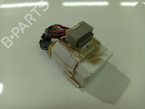 Used Fuse box MITSUBISHI COLT VI (Z3_A, Z2_A) 1.1 (Z31A, Z32A) (75 hp) 32536658