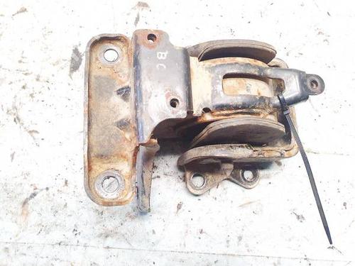 Used Engine mount Engine mount SKODA SUPERB I (3U4) 1.9 TDI (115 hp) 32940032 32940032