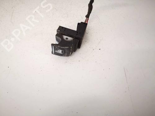 switch-vw-passat-b6-3c2-2005-2006-2007-2008-2009-2010-2011-34111171 main image