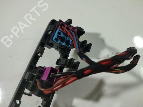 Fuse box VW GOLF V (1K1) 1.9 TDI | BP32533841E1 - Image 2