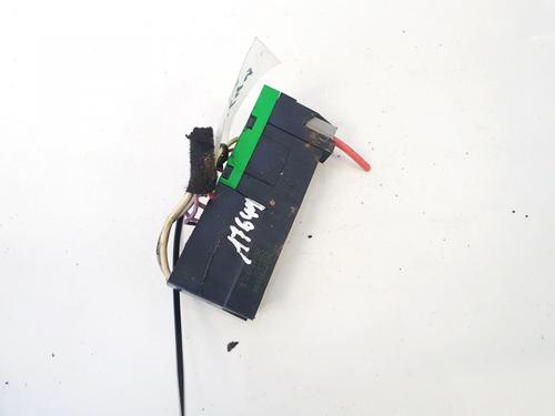 Used Fuse box Fuse box CITROËN C4 Grand Picasso I (UA_) 1.6 HDi (109 hp) 32897718 32897718