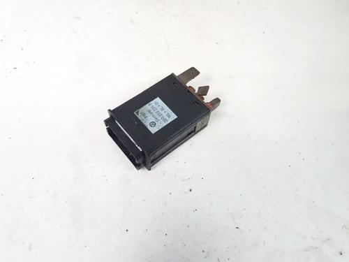 Used Warning switch Warning switch VW PASSAT B5.5 (3B3) 1.9 TDI (101 hp) 35481024 35481024