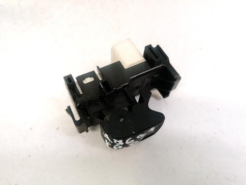 Used Switch Switch TOYOTA YARIS (_P9_) 1.0 VVT-i (KSP90_, KSP90R) (69 hp) 32916428 32916428