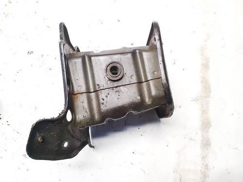 Used Front bumper bracket Front bumper bracket 35158157 35158157