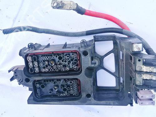 Used Fuse box Fuse box OPEL ZAFIRA / ZAFIRA FAMILY B (A05) 1.9 CDTI (M75) (120 hp) 33066609 33066609