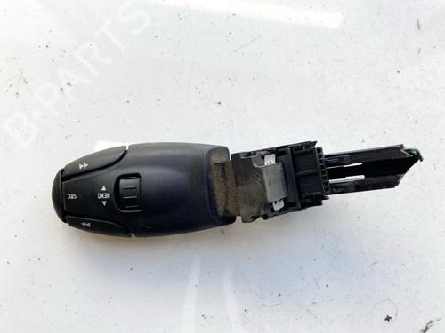 Used Steering wheel controls Steering wheel controls 35493280 35493280