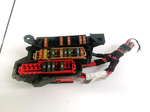 fuse-box-audi-a5-8t3-2007-2008-2009-2010-2011-2012-2013-2014-2015-2016-2017-32902533 main image