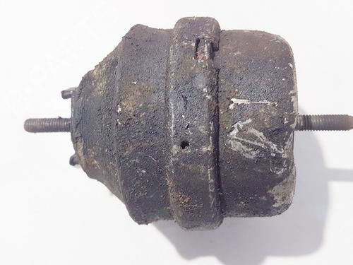 Used Engine mount Engine mount AUDI A4 B5 (8D2) 1.9 TDI (110 hp) 33075182 33075182