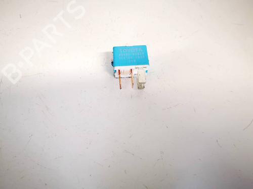 other-toyota-auris-_e15_-2006-2007-2008-2009-2010-2011-2012-2013-32963288 main image