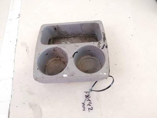 Used Cup/Object holder Cup/Object holder TOYOTA PREVIA II (_R3_) 2.0 D-4D (CLR30_, CLR30R) (116 hp) 35370834 35370834