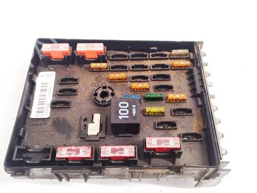 Used Fuse box Fuse box 39484149 39484149