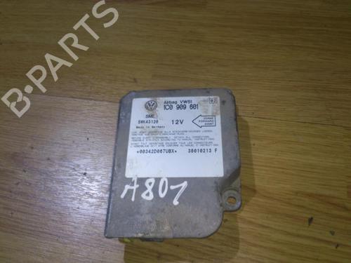 Used ECU airbags ECU airbags SKODA OCTAVIA I (1U2) 1.8 T (150 hp) 33497699 33497699