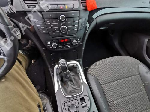 Fuse box OPEL INSIGNIA A (G09) 2.0 CDTI (68) | BP32543067E1